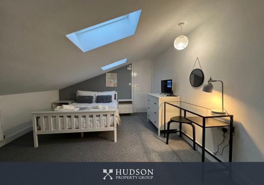 Open Plan Townhouse In Shrewsbury Exterior foto